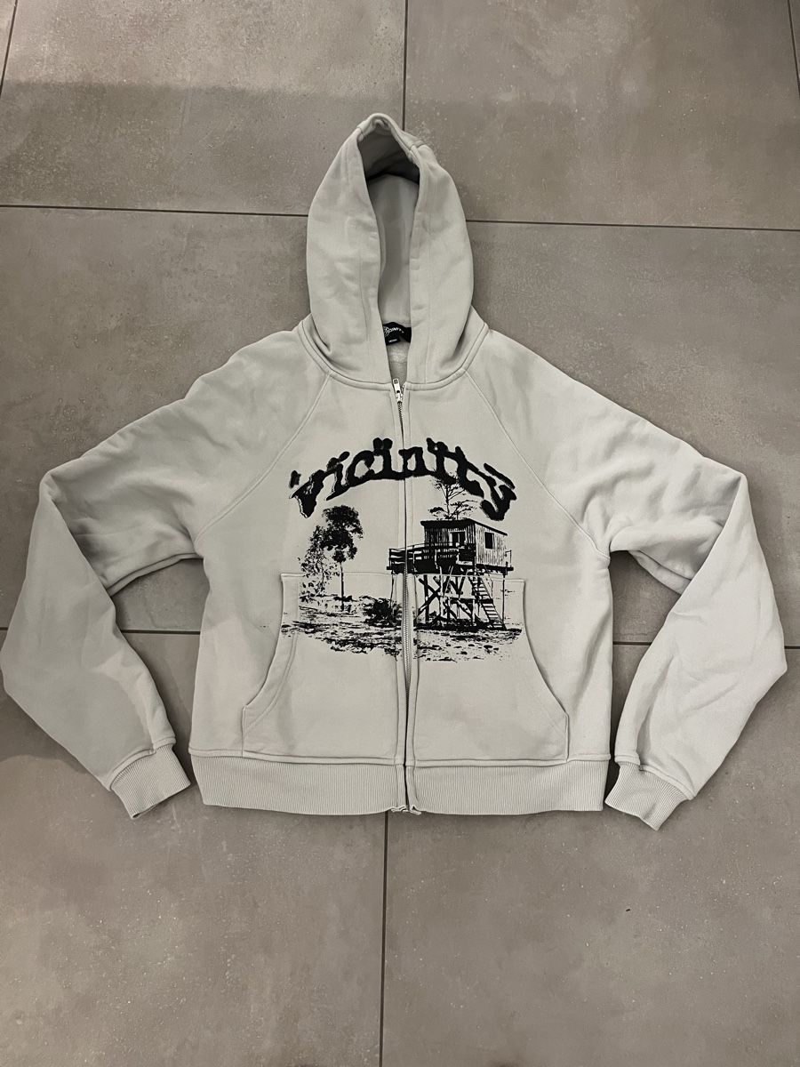 Maglioni & Felpe: Zipper von Vicinity Grösse M – Nuovo (secondo la descrizione) da Neftenbach venduto da Pia020