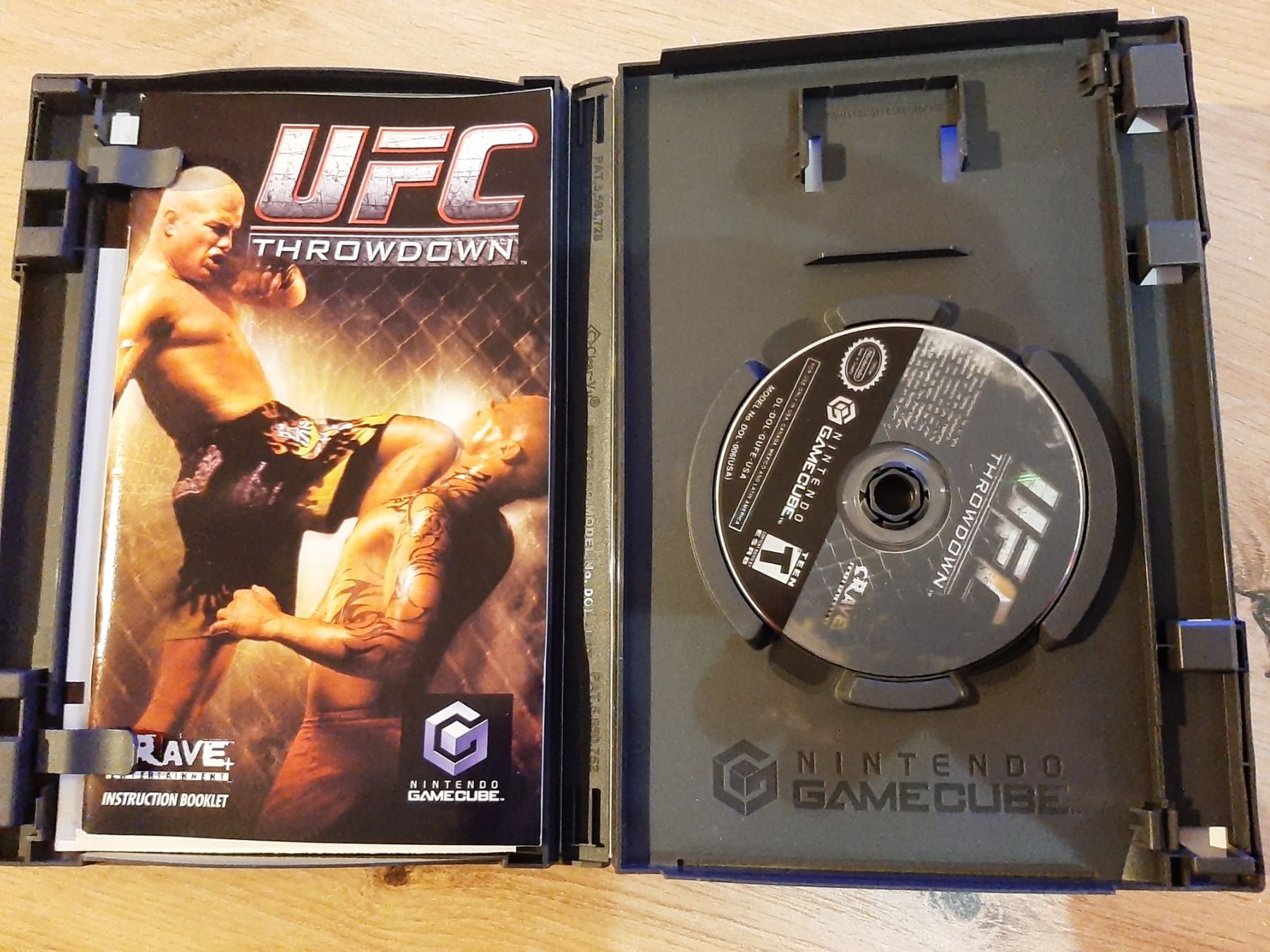 Nintendo Spiele: UFC Throwdown Game Cube – Gebraucht aus urdorf von Boo24 2
