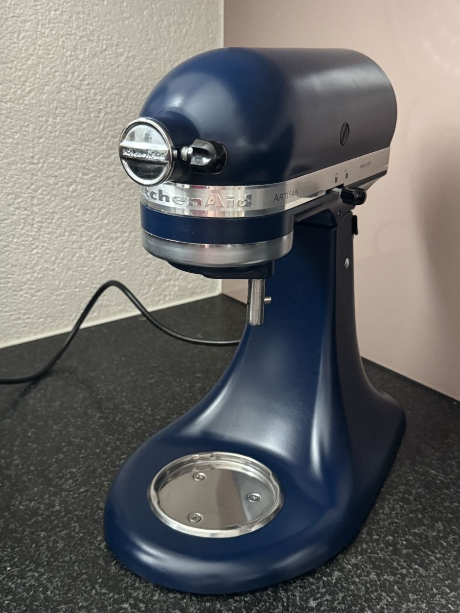 Kitchenaid Elettrodomestici da cucina: Robot culinaire KitchenAid Artisan 4.8L bleu accessoires – Usato da Sugiez venduto da jen_t9qh 2