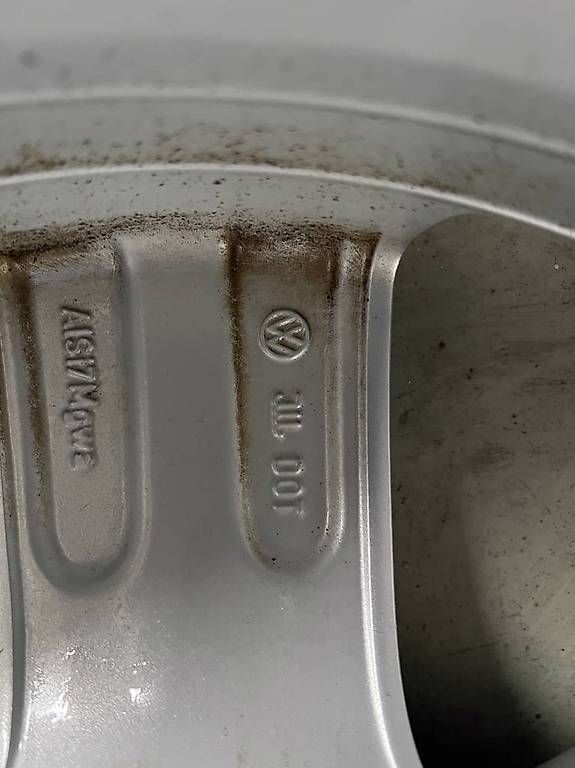 Volkswagen Pneumatici & Ruote complete: Jantes Vw 17" – Usato da Ardon venduto da jim_gq2q 3