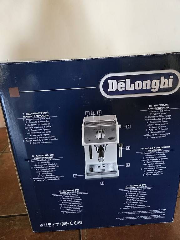 Machines à café & Machines à expresso: Machine a café DeLonghi Active Line – Neuf avec emballage d'origine à Arconciel par gab_c8l2 2
