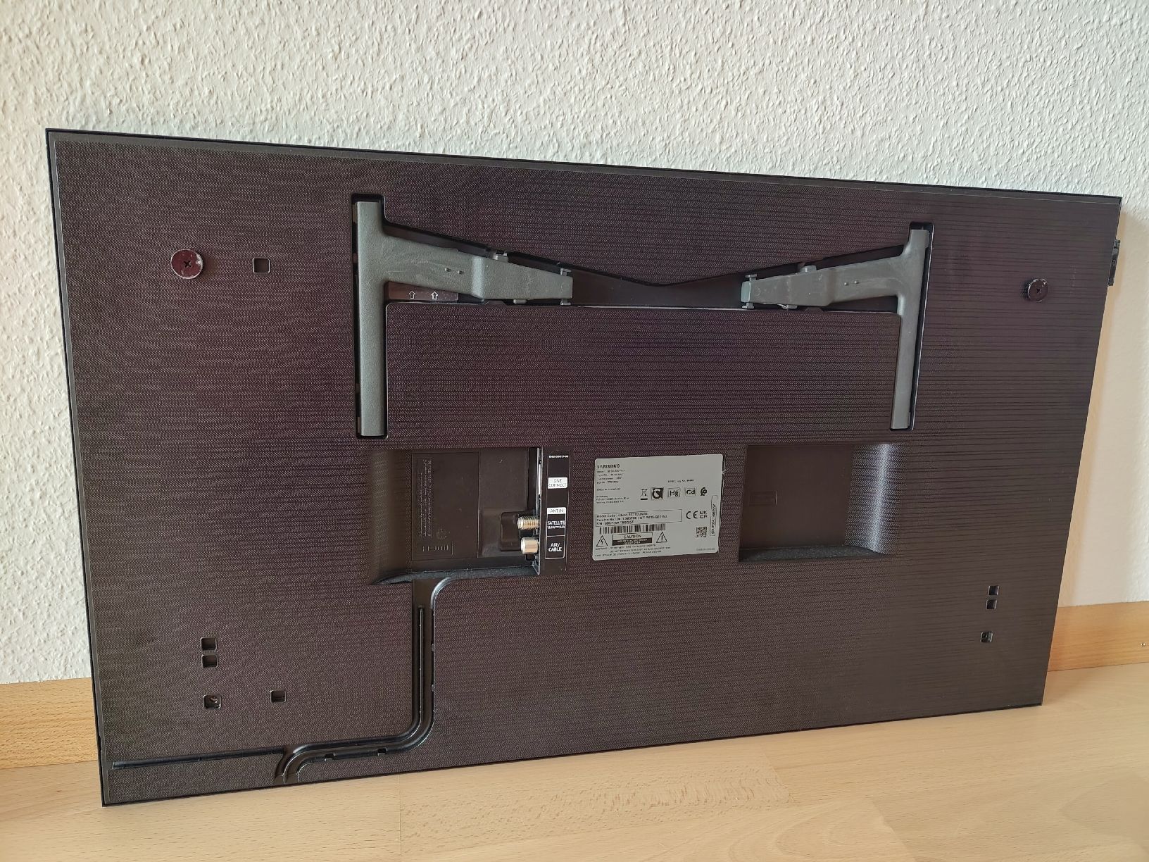 Samsung Televisori: Samsung Smart TV The Frame 32" – Usato da Riehen venduto da Kikerikirk 1