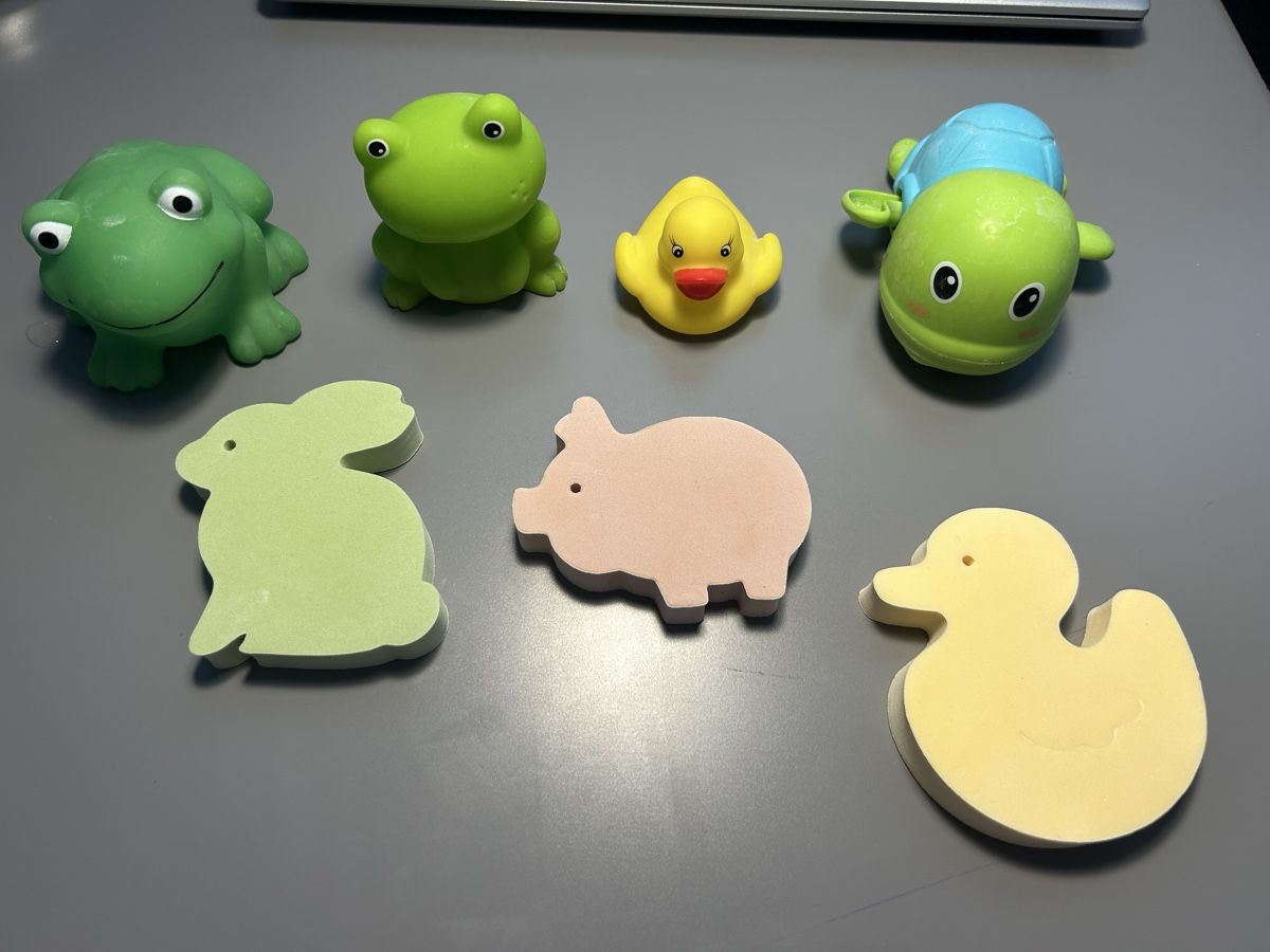 Jouets: Kinder Badewanne Spielzeug – D'occasion à Boniswil par sim_7zhp
