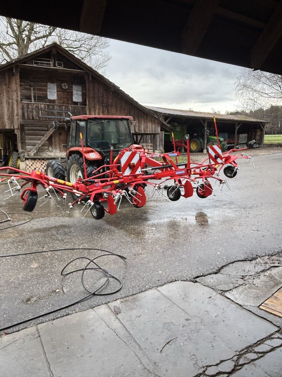 Lely Tutte le macchine: Kreiselheuer Lely Lotus 675 – Usato da Jegenstorf venduto da greni85 2
