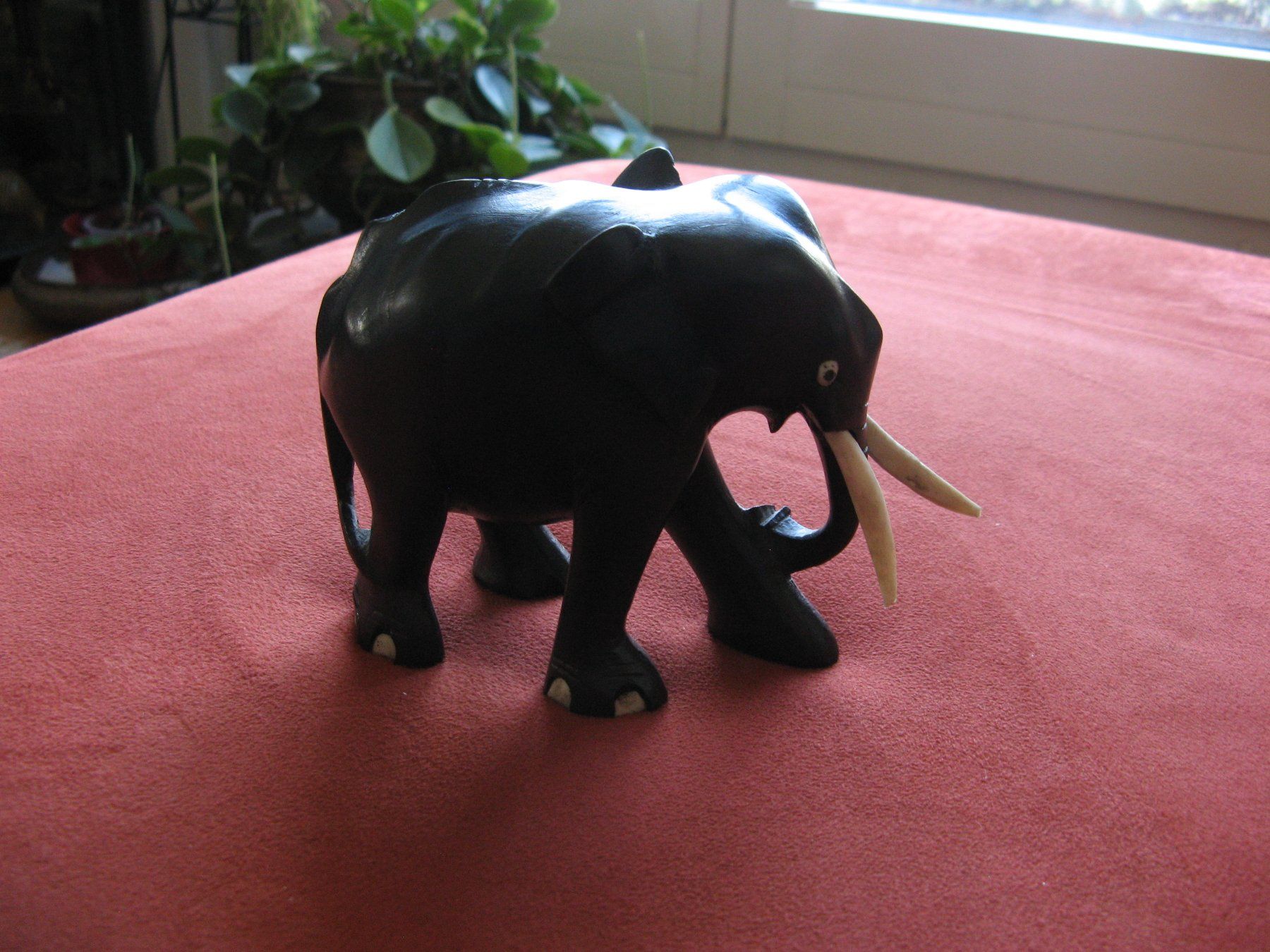 Statuette: Holz Elefant – Usato da Zürich venduto da apil 4