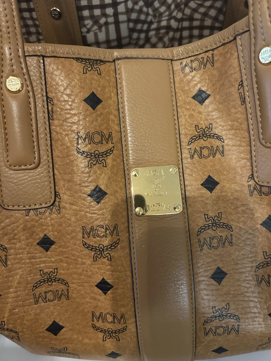 Mcm Sacs femmes: MCM Liz Shopper Medium – D'occasion à Basel par David_2019 2