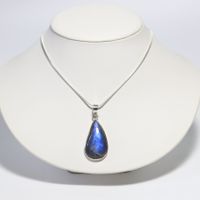Pendentif NEUF en Labradorite véritable et Argent 925