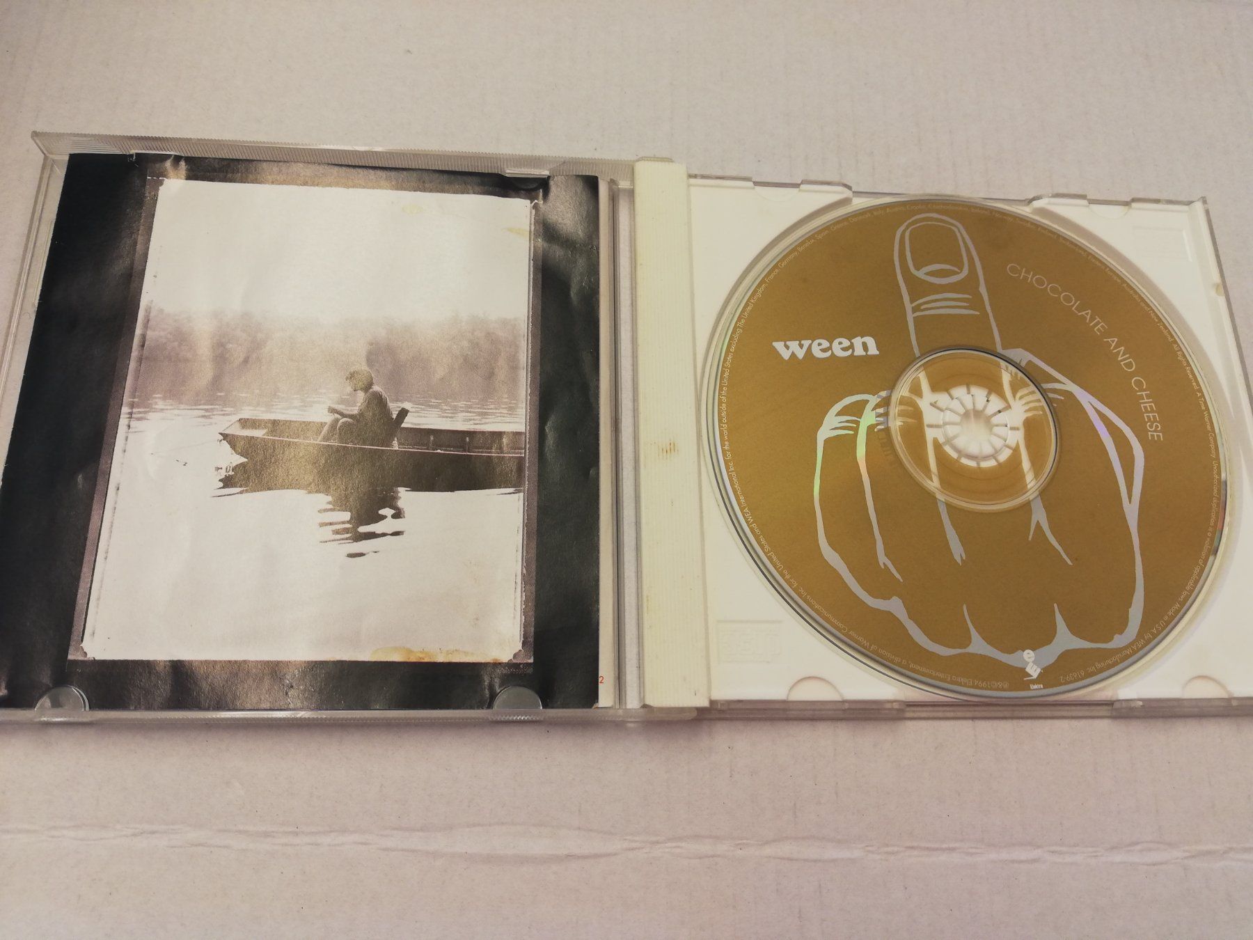 CD: WEEN - CHOCOLATE AND CHEESE – Usato da Bern venduto da Vinylsound.ch 2
