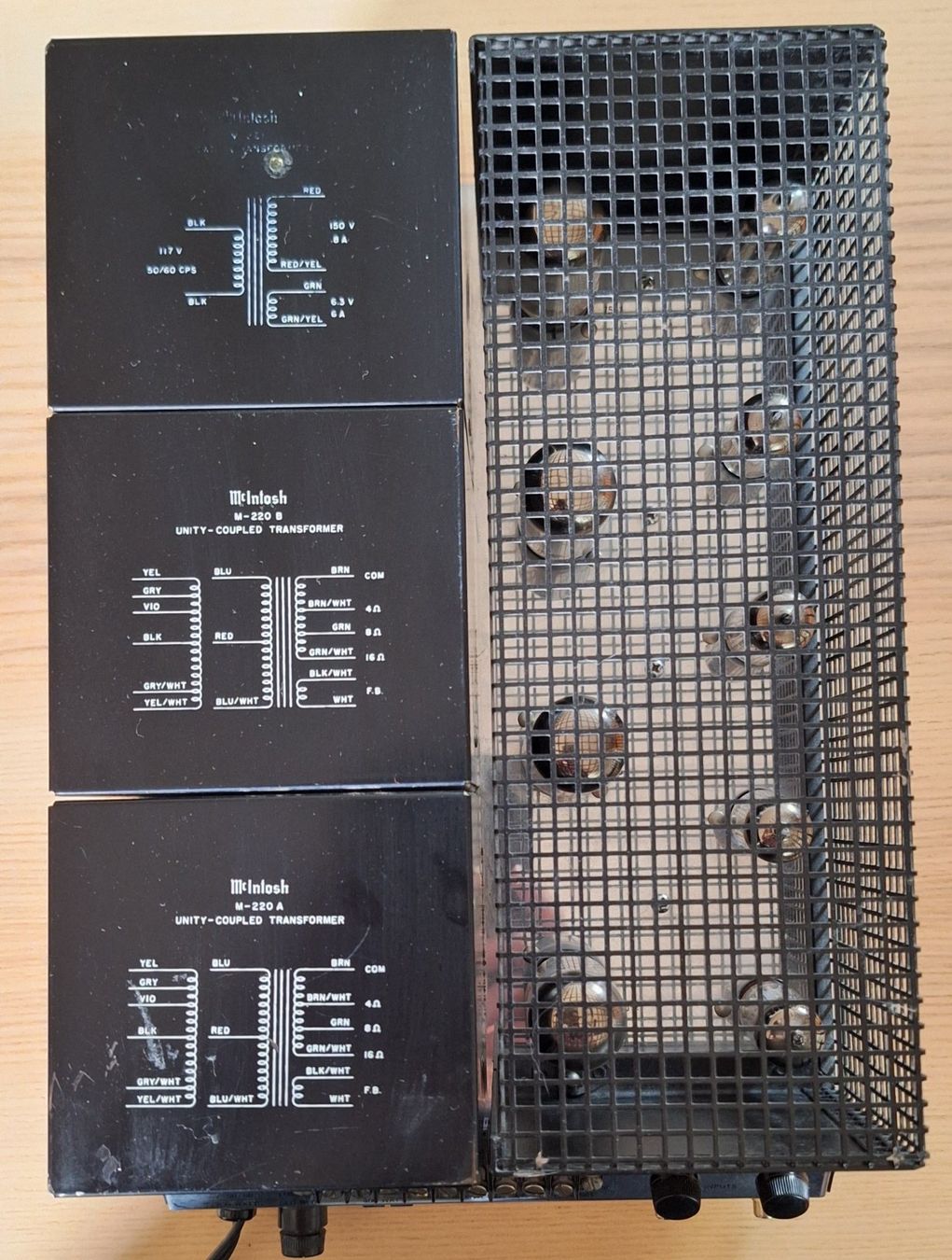 McIntosh Verstärker: McIntosh MC225 Stereo – Gebraucht aus Mühlethurnen von Landhockeyelvis 3