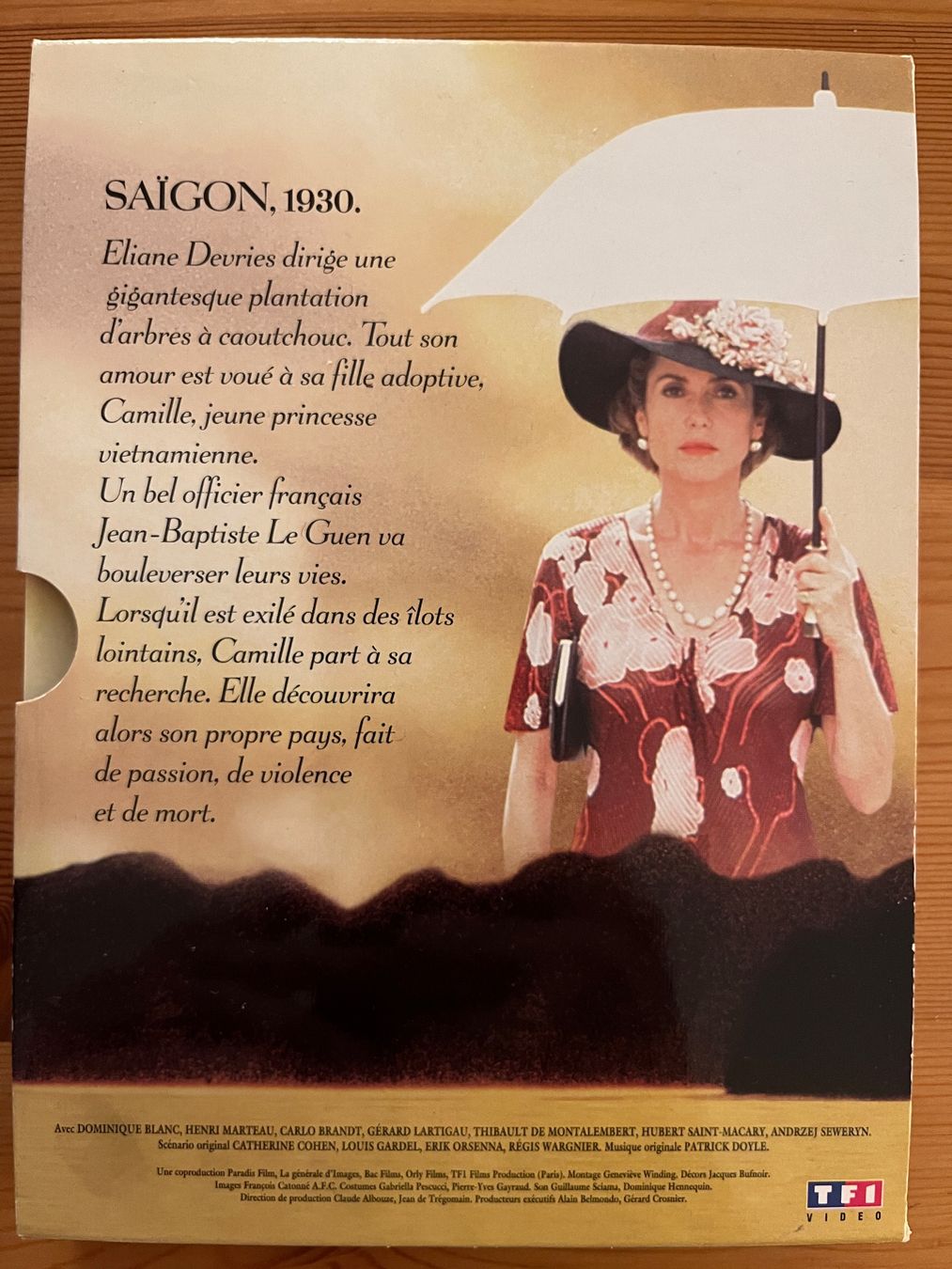 Tous les DVDs: INDOCHINE - RÉGIS WARGNIER - CATHERINE DENEUVE – D'occasion à Lausanne par sbar224 1