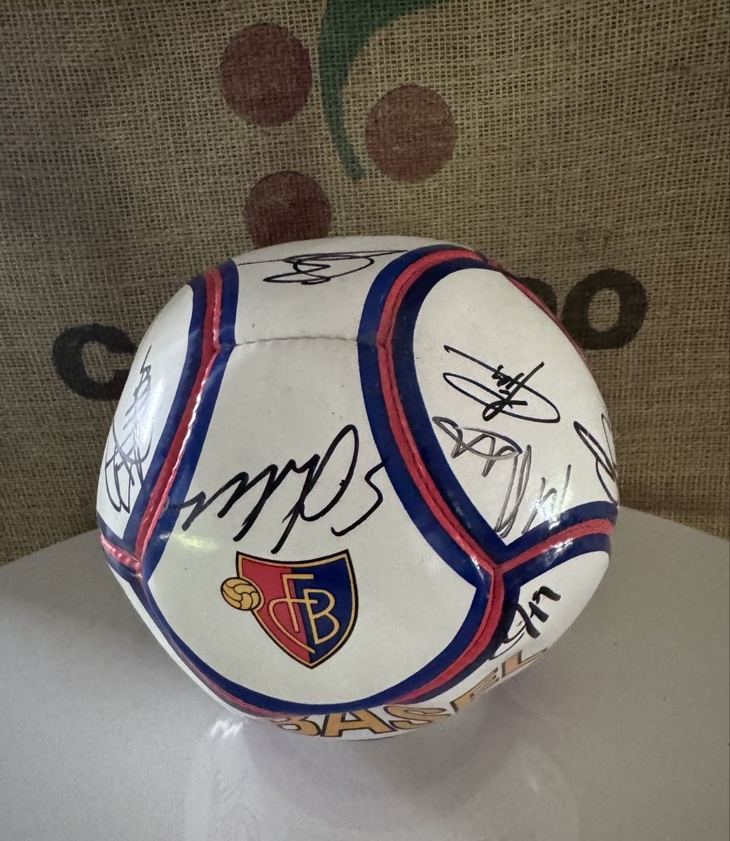 FC Basel Palloni: FC Basel – Usato da Emmenbrücke venduto da Herzog07 2