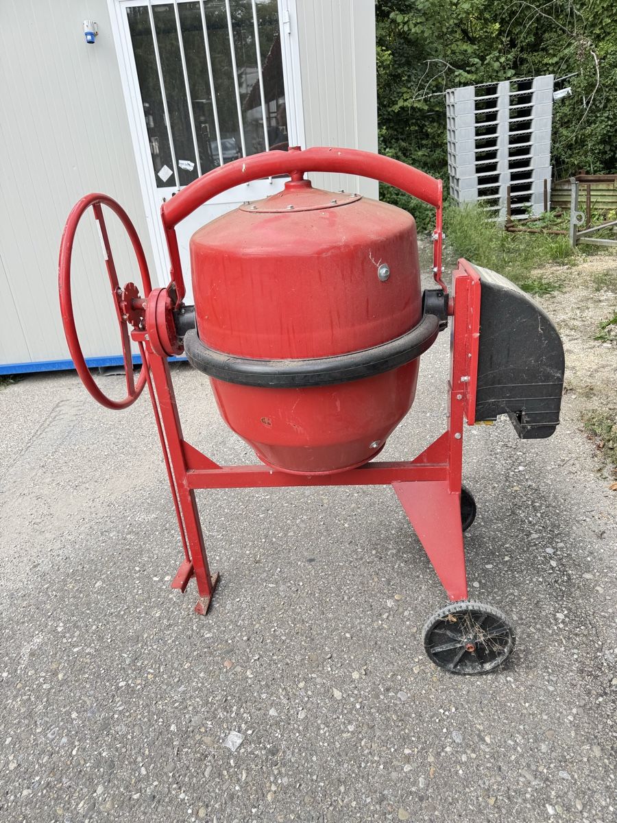 Tutte le macchine: Bétonnière électrique défectueuse  – Difettoso da Brislach venduto da Lea_bggmbh
