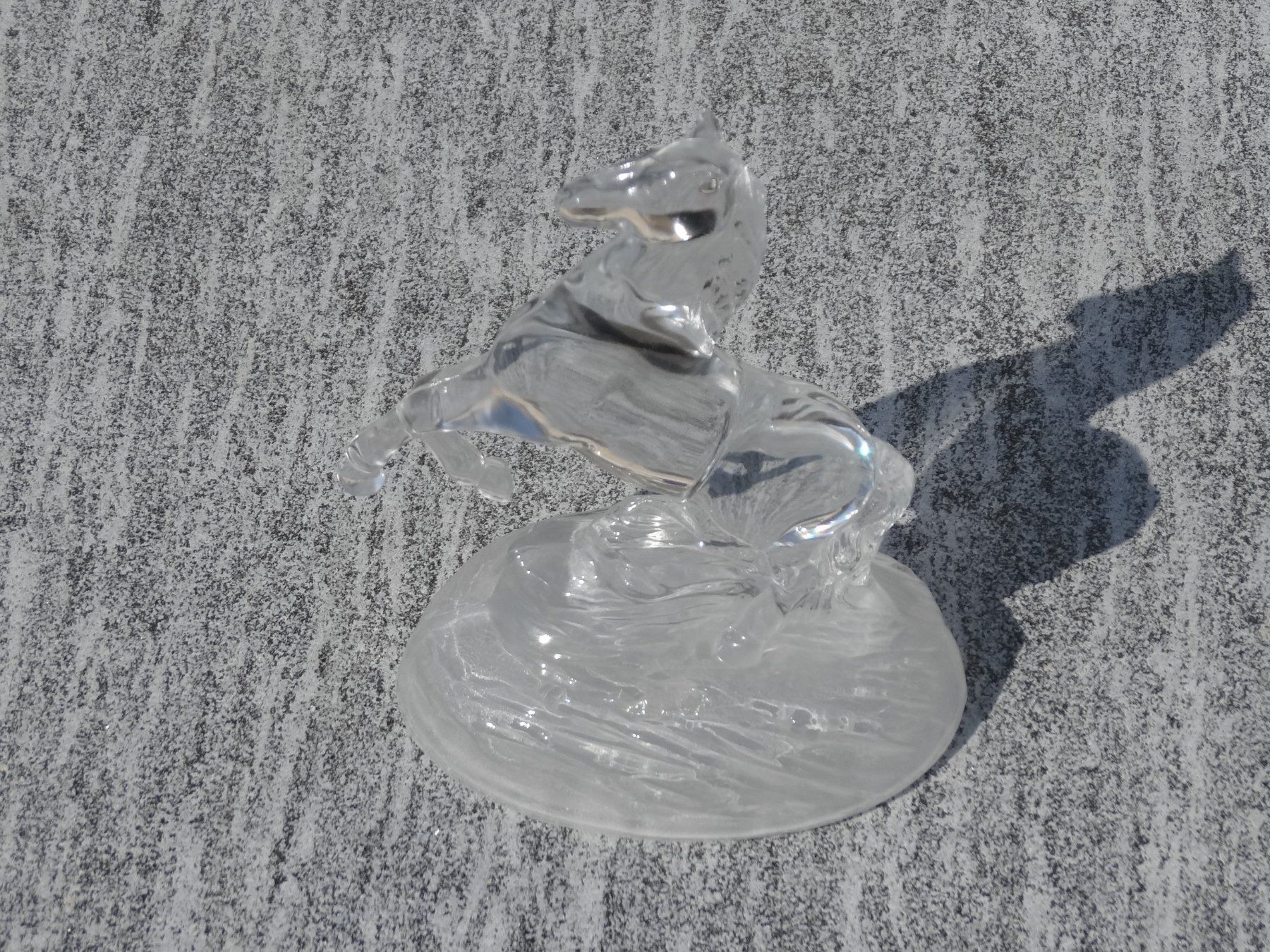 Statuette: Aus der Glasvitrine: Pferd aus Glas – Usato da Allschwil venduto da Boutique_16b