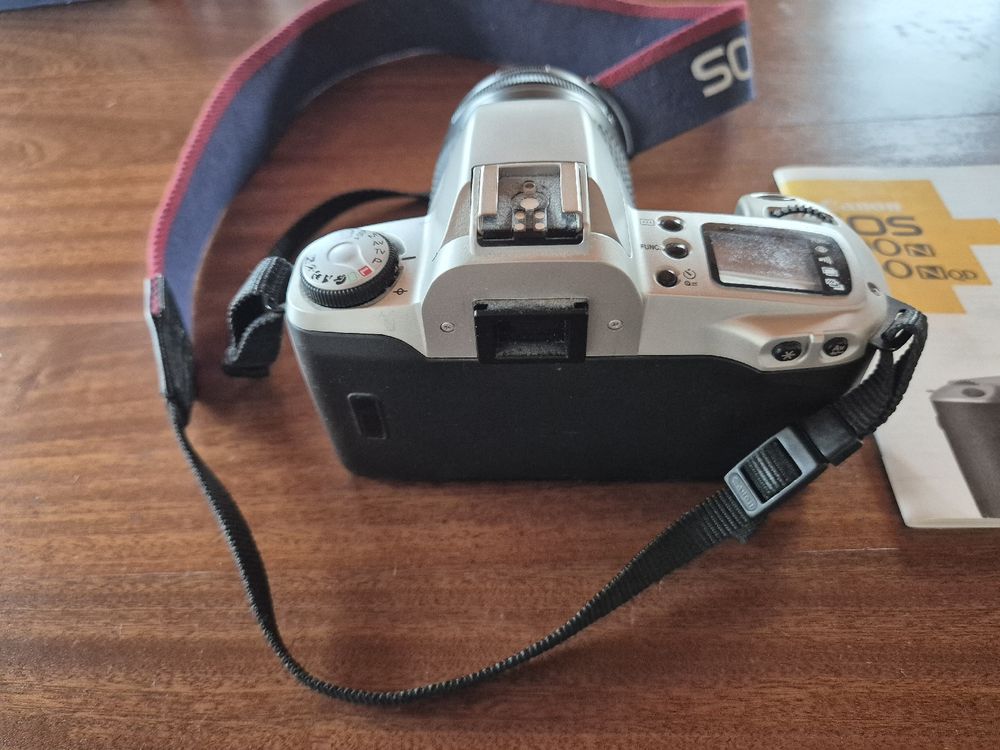 Canon Appareil photo: Canon EOS 500 N, analog – D'occasion à Bubikon par Migg4 4