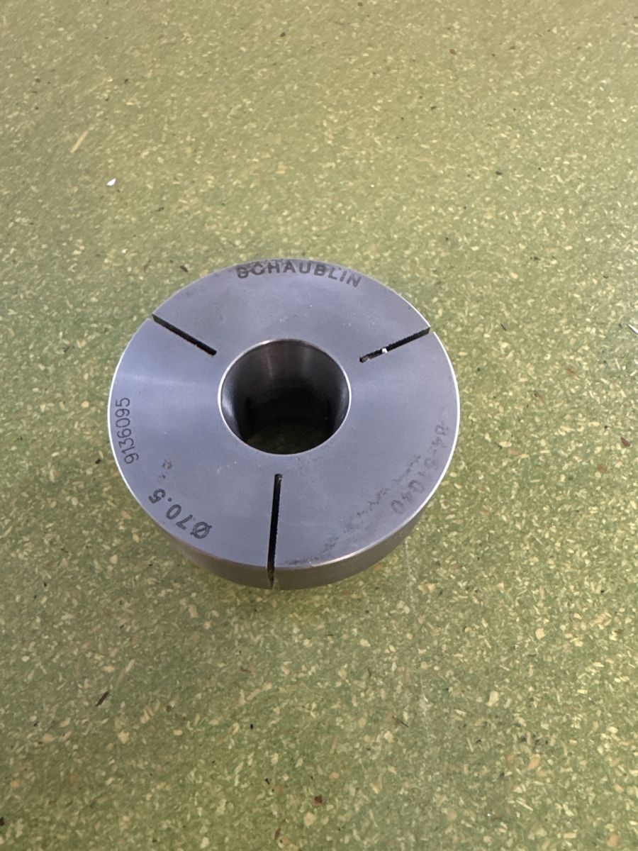 Schaublin Tutti gli attrezzi: Schaublin Pince de Serrage  70.5 mm - W20 – Usato da Aarberg venduto da SNMachines