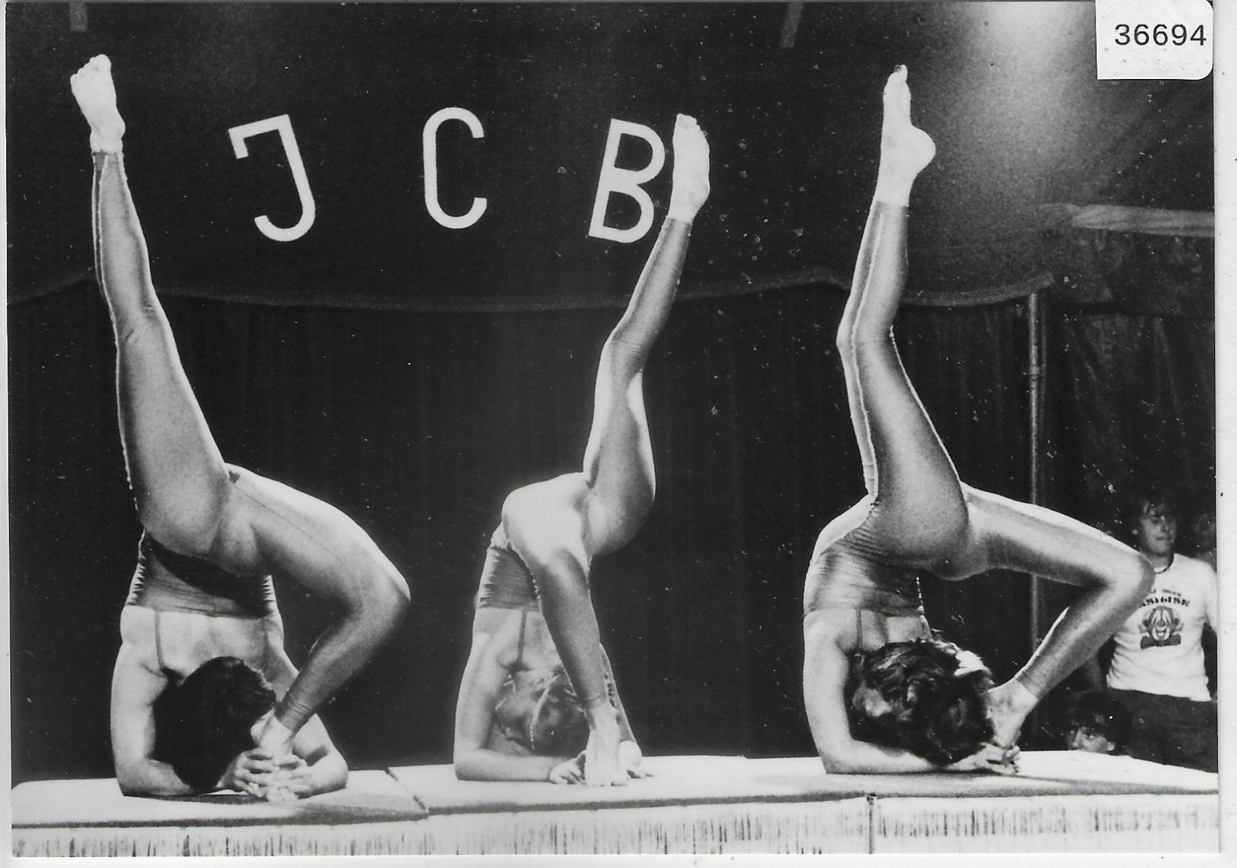 Cartoline postali: Jugend Circus Basilik - Basel – Usato da Ettingen venduto da Kartenplanet