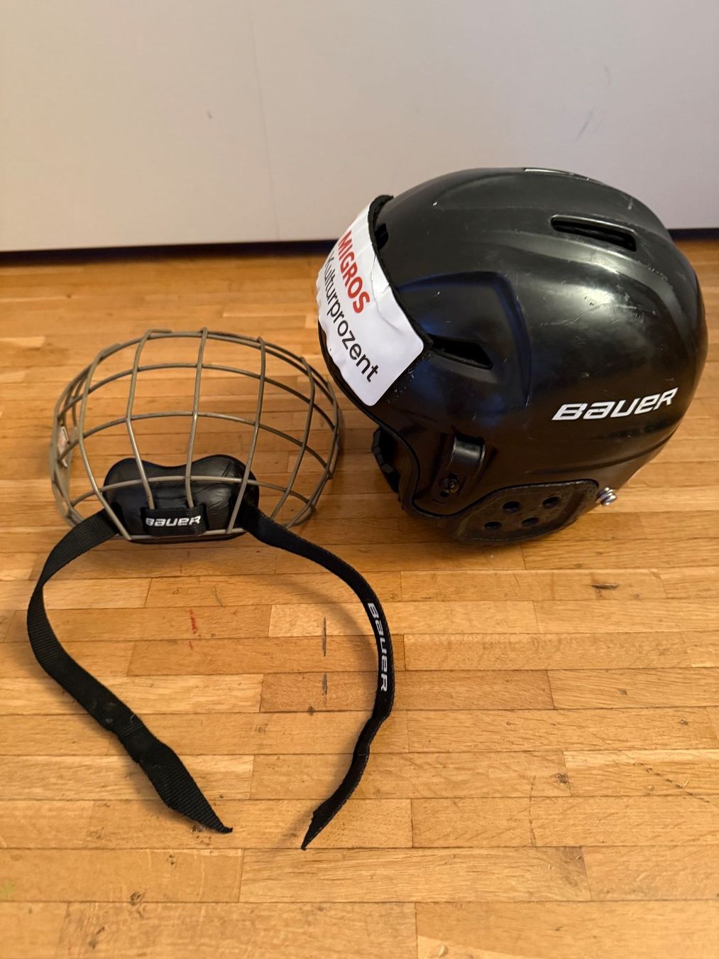 Bauer Helme: Bauer Eishockey Helm mit Gitter – Gebraucht aus Zug von marcosonlineshop 3