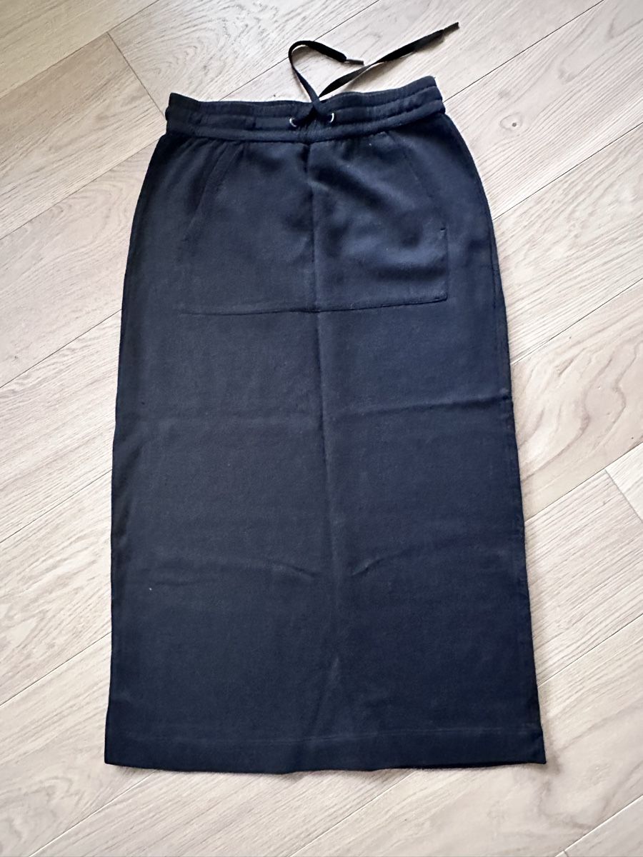 Massimo Dutti Gonne: Massimo Dutti Midi Rock – Nuovo (secondo la descrizione) da Küssnacht am Rigi venduto da annine.l.