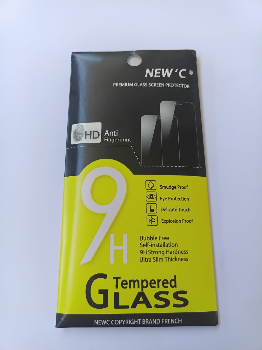 CD: NEW'C Tempered Glass protector New – Nuovo e nell'imballaggio originale da Wängi venduto da Ladys_First