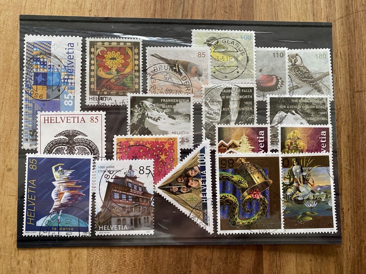 Tutti i francobolli: Lot neuere Briefmarken 2007 – Usato da Therwil venduto da rubininio