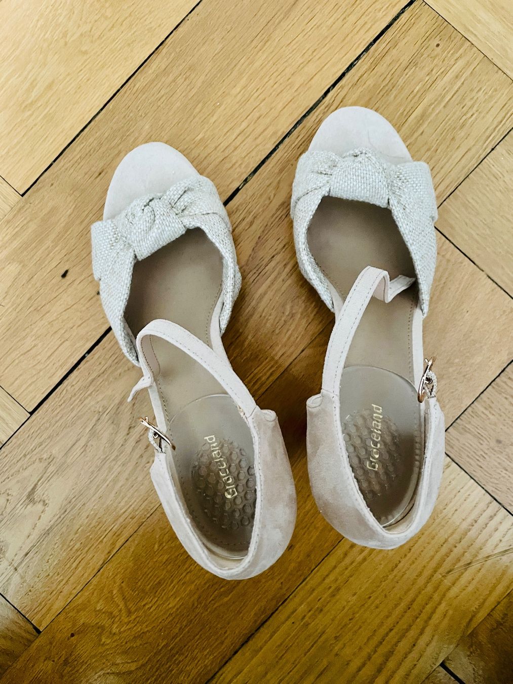 Scarpe da donna: Sandalen – Usato da Bern venduto da curamics 1
