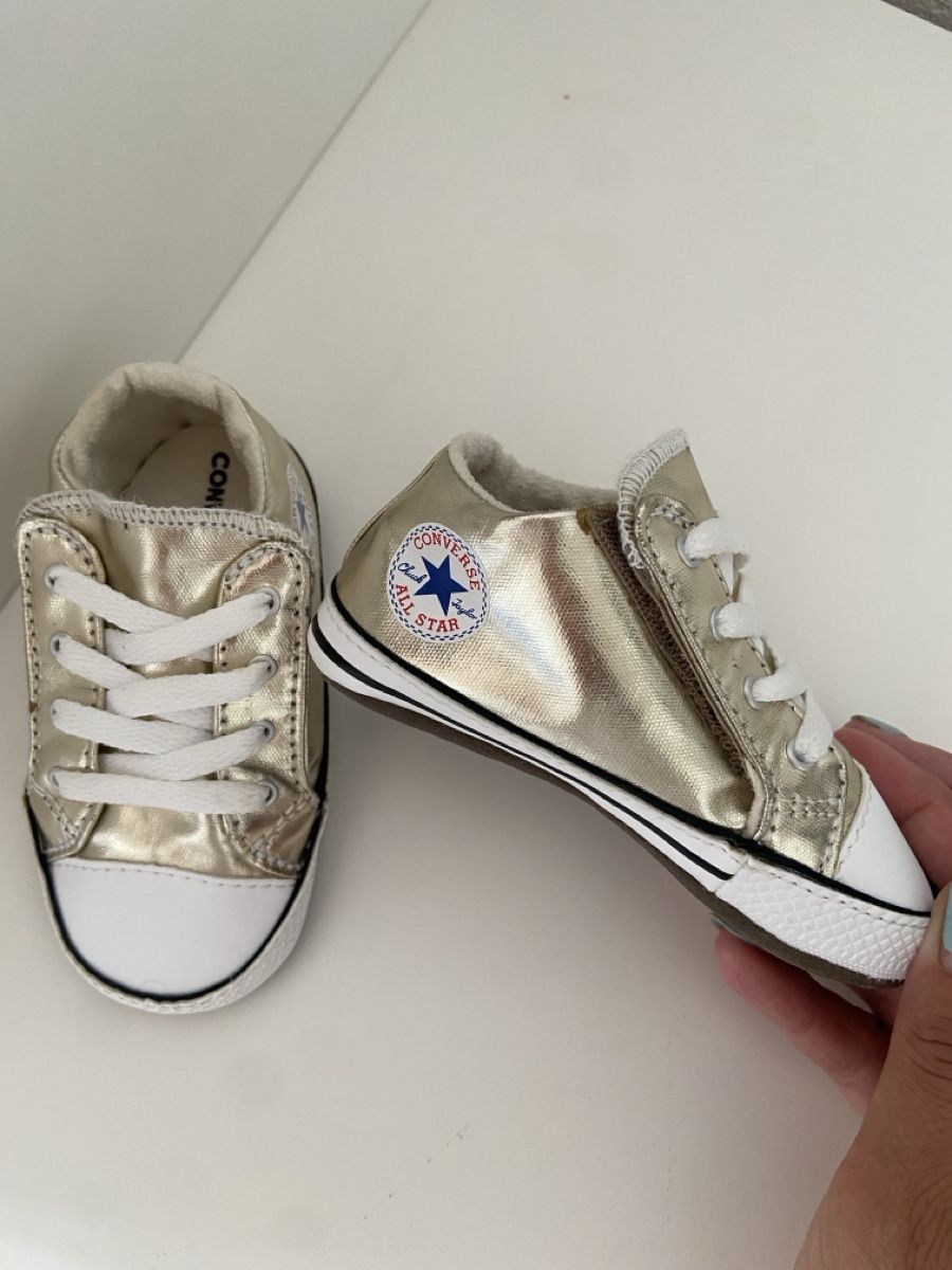 Converse Herrenschuhe: Baskets bébé Converse dorées état neuf – Neu (gemäss Beschreibung) aus Bouveret von lescopinesdabords