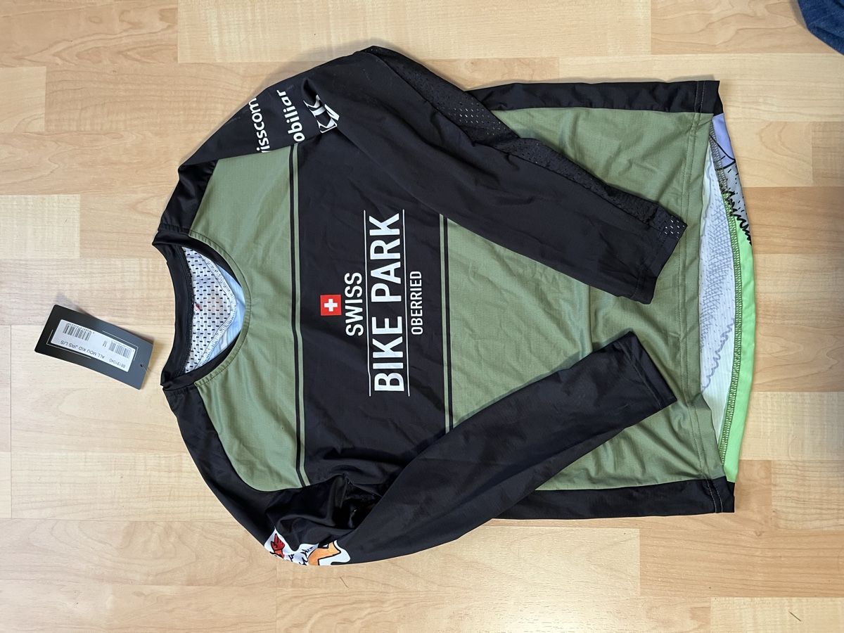 Trainer, Turnhosen & -trikots: Velo Trikot Kinder – Neu und originalverpackt aus Staufen von Heidi0776