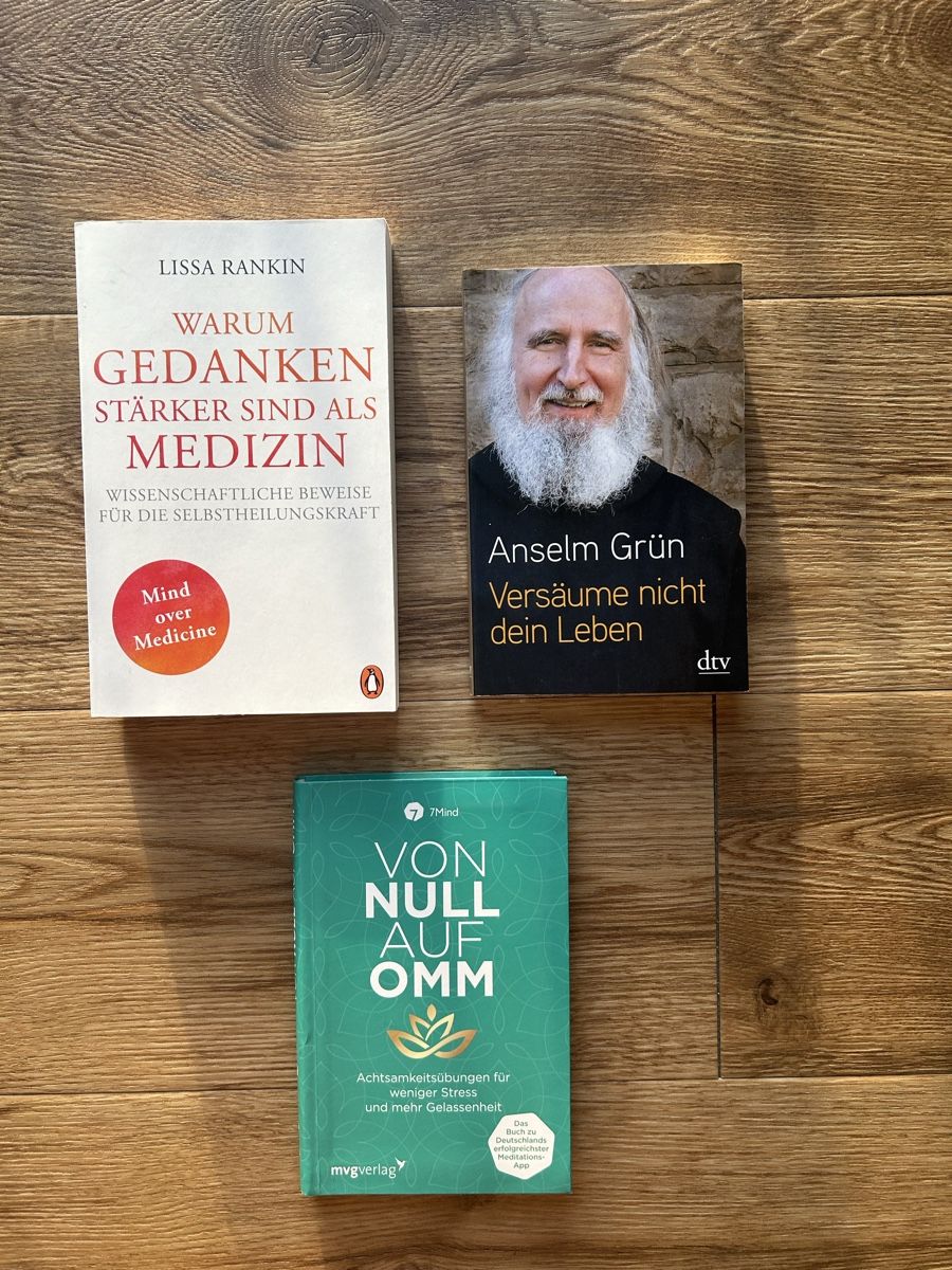 Libri: Diverse Bücher – Usato da Niederhelfenschwil venduto da NaRaSa 1