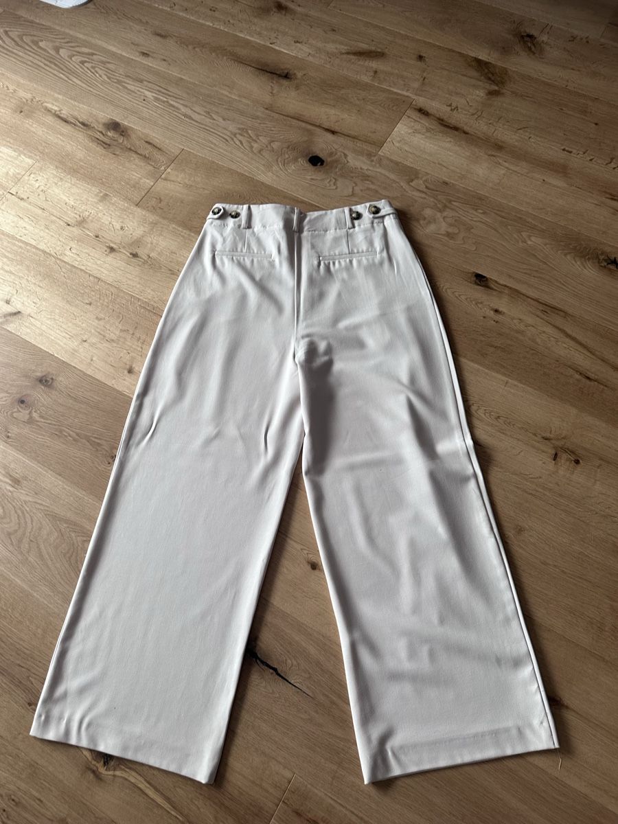 Hosen: Weite Hose L – Gebraucht aus Mels von ricoshop 3