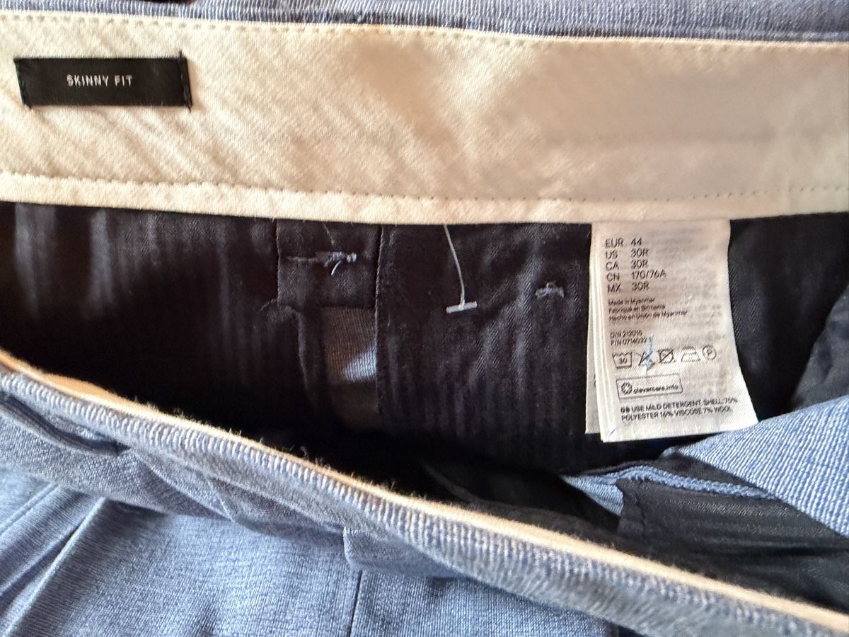 H&M Completi: Anzug H&M, Grösse S-44 – Usato da Wangen an der Aare venduto da Gabriele1985 2