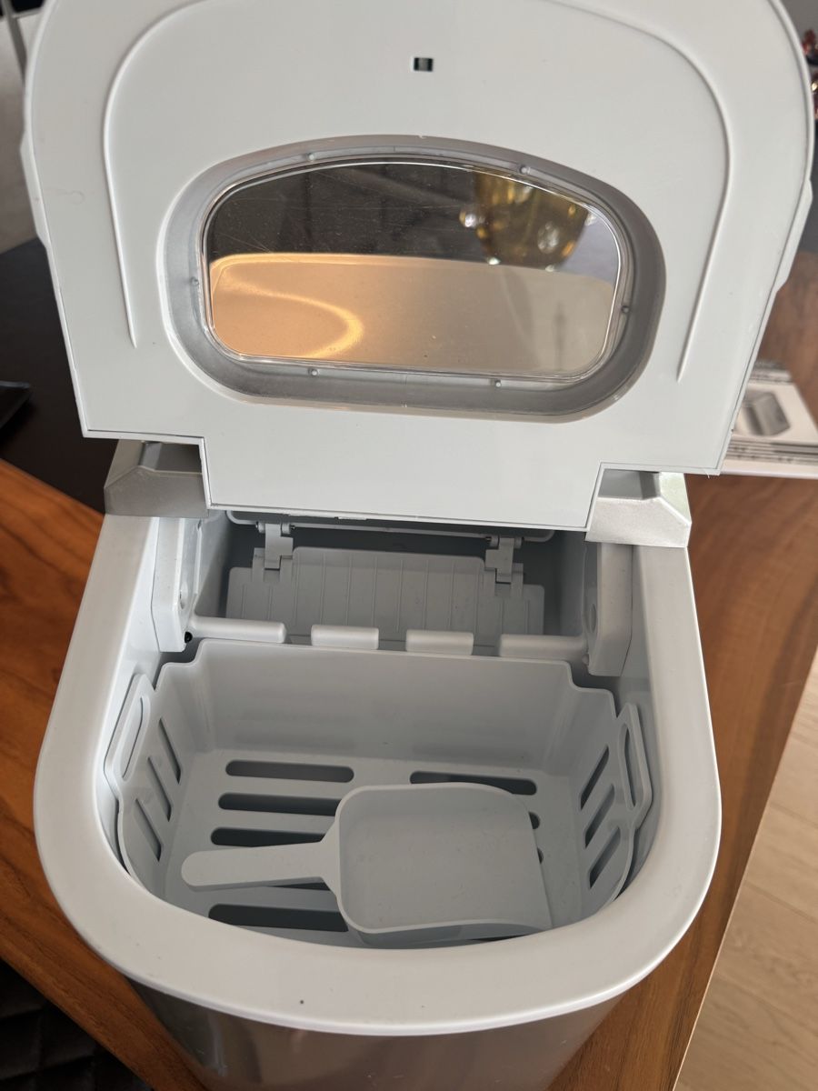 Elettrodomestici da cucina: Iced Maker – Usato da Uster venduto da gandscooper 2