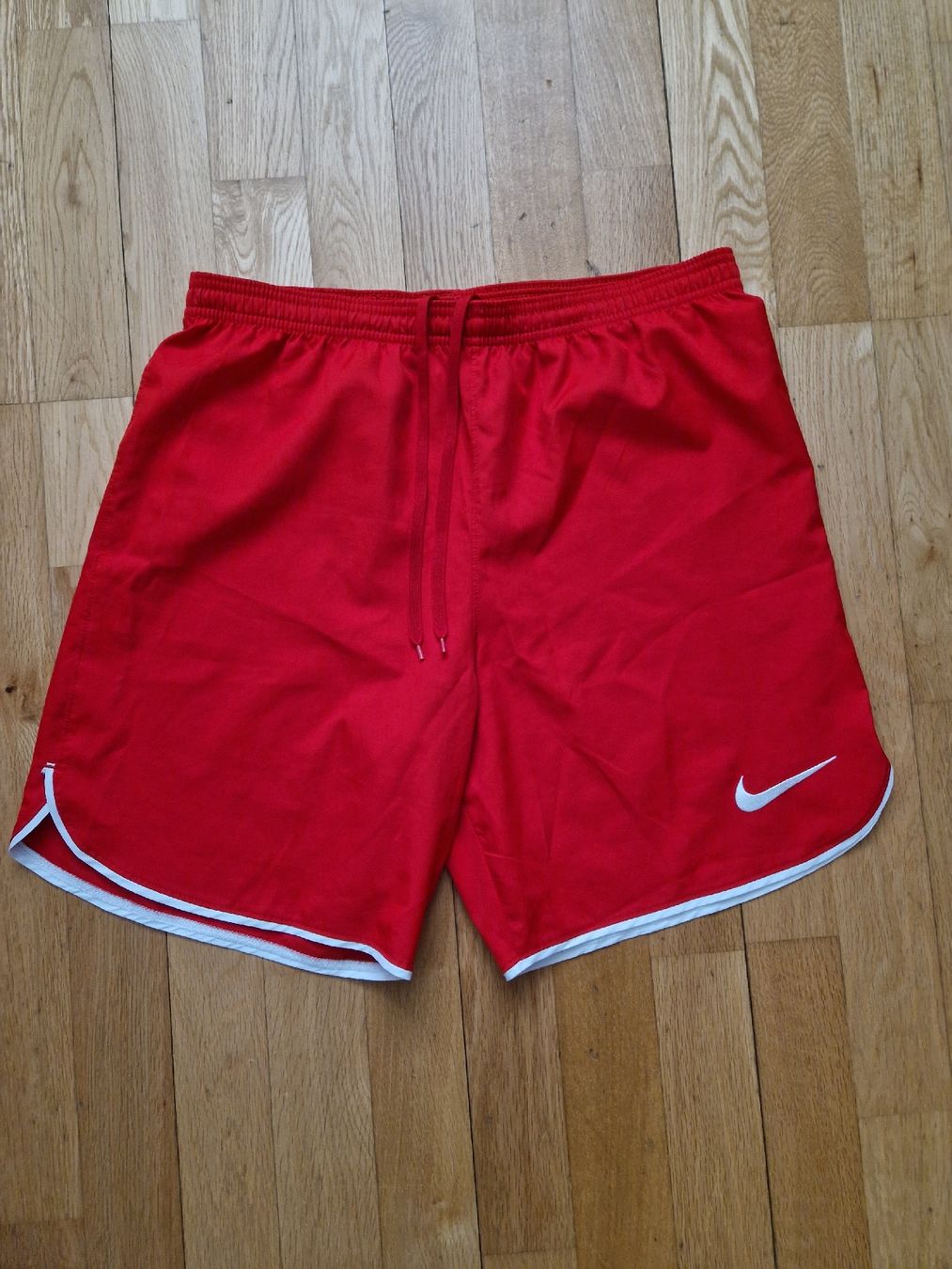 Nike Hosen: Nike Hose Gr.M – Neu (gemäss Beschreibung) aus Emmenbrücke von TopGato