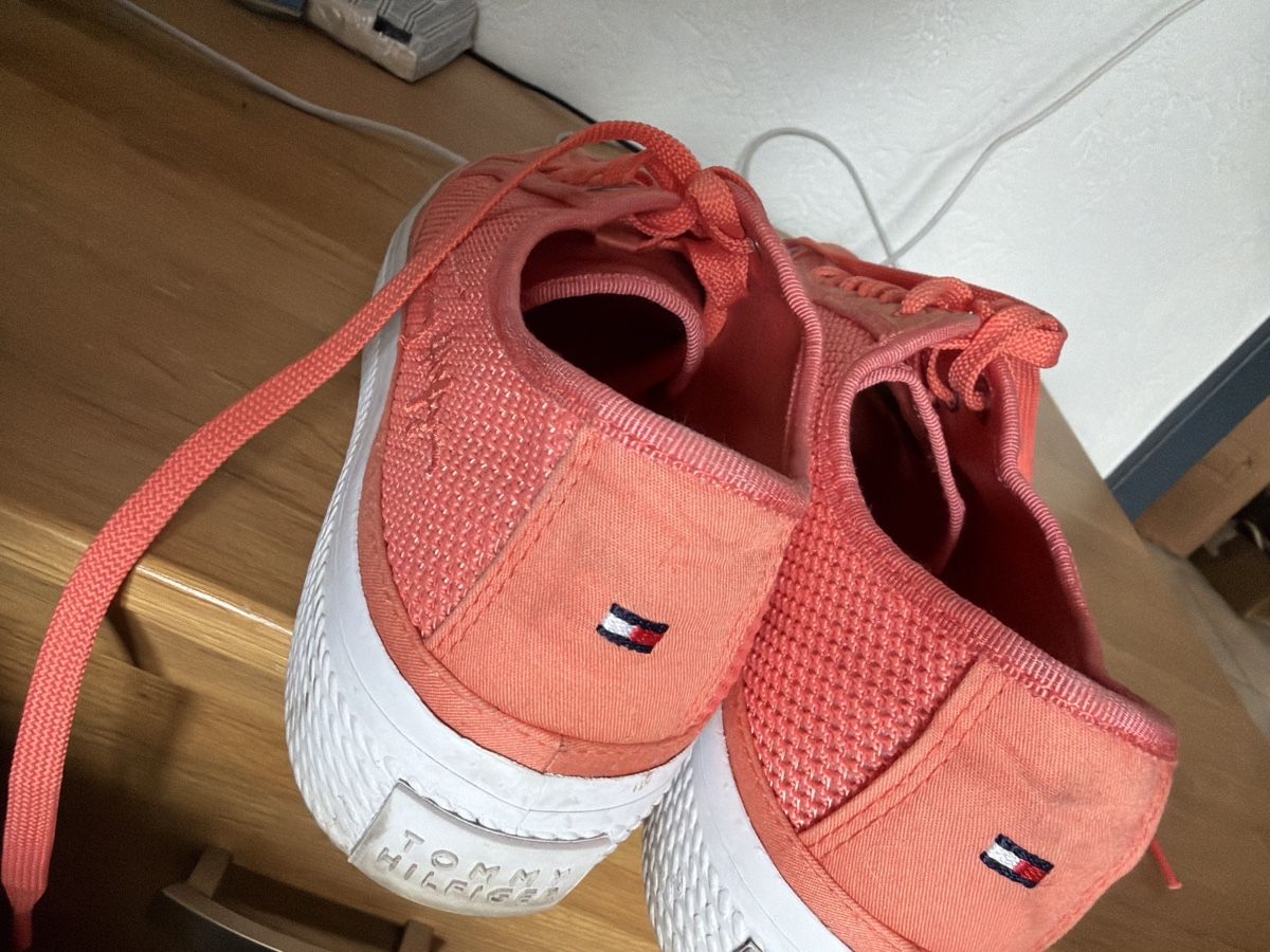 Tommy Hilfiger Damenschuhe: Hilfiger, Sneaker – Gebraucht aus Zermatt von jos_kpz9 1