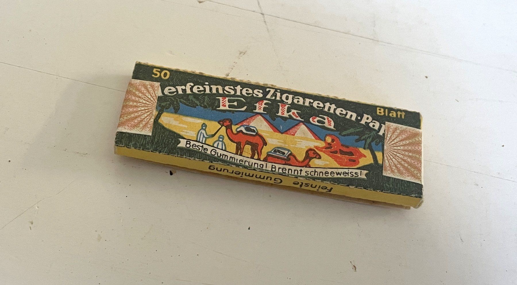 Grafiken & Lithographien: Efka Pyramiden Cigaretten Papier - Packung originalverpackt – Gebraucht aus Savagnier von Ne2065
