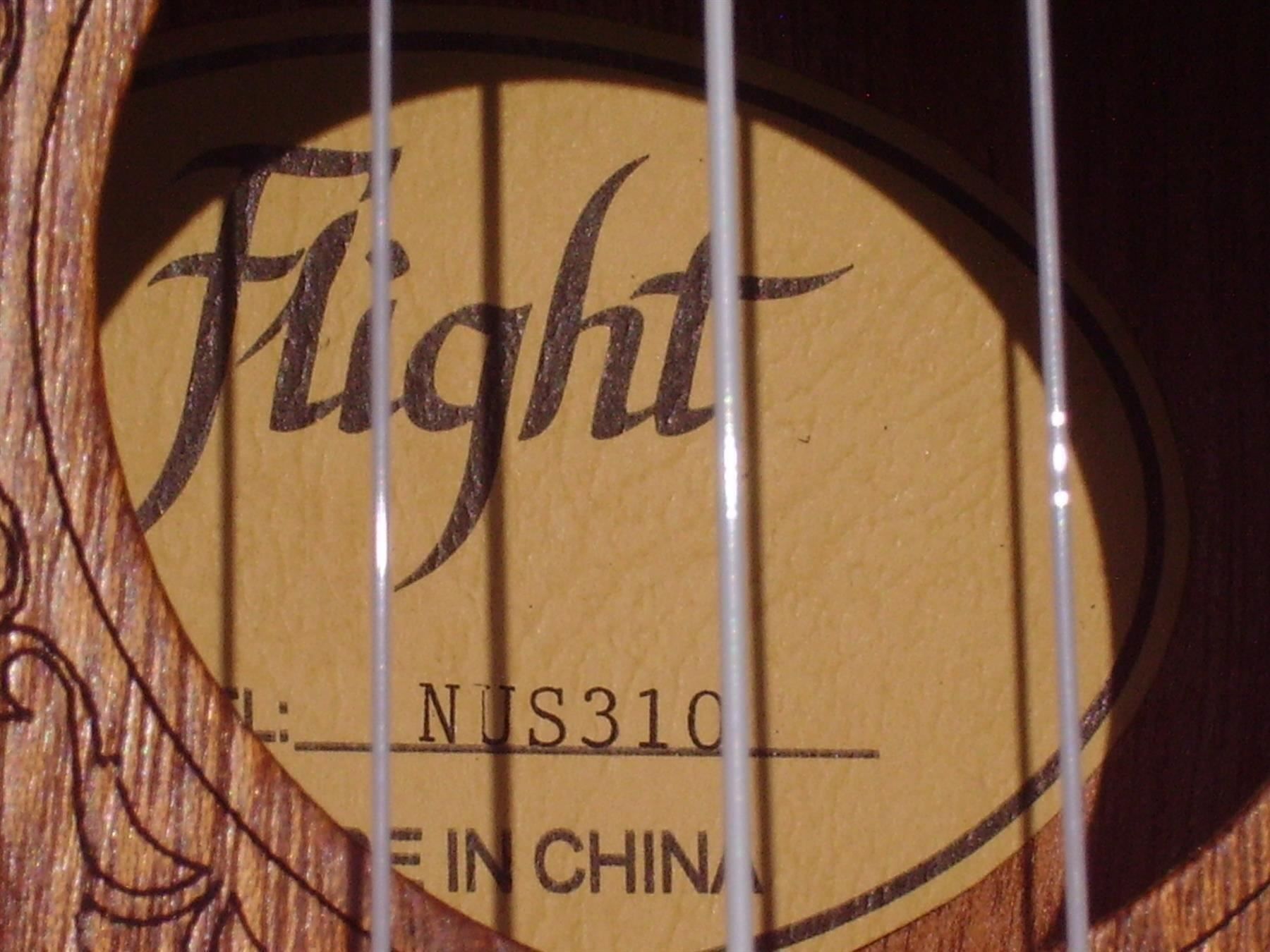 Strumenti musicali: Sopran-Ukulele FLIGHT  mit Etui NEUHEIT – Nuovo e nell'imballaggio originale da Wöschnau venduto da Musikhaus-Luethy5012 5