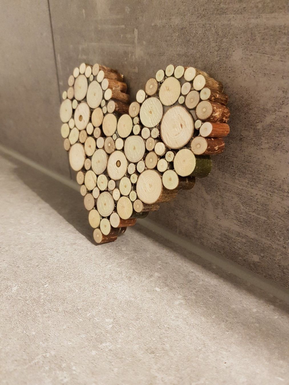 Tutte le decorazioni: Herz Holzscheibendeko – Usato da Brunnen venduto da kent03 1