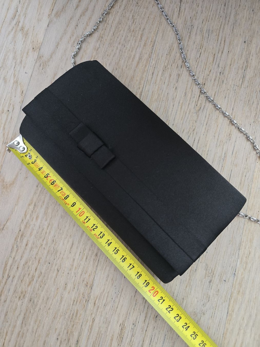 Borse da donna: Clutch / Umhängetasche – Usato da Rickenbach b. Wil venduto da Kth_v8 5