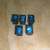 Kippschalter beleuchtet blau 250V 5x