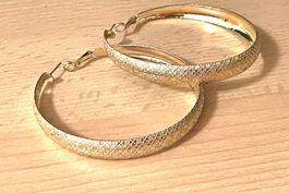 Vergoldete Ohrringe Ringe 6,5cm Neu/NP27CHF Stahl Vergoldet