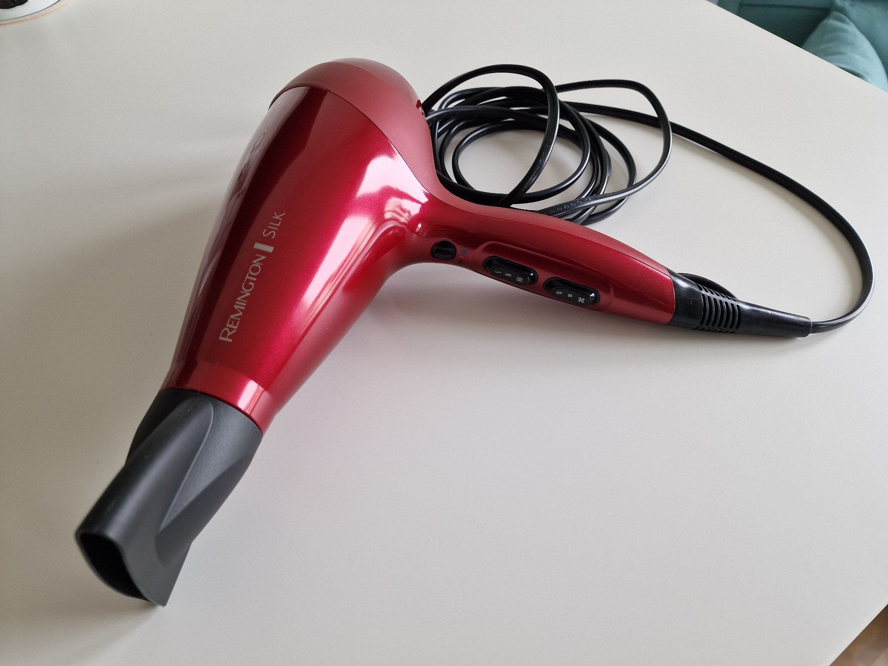 Remington Föhn: Remington AC9096 Silk Haartrockner mit Diffusor 2400W – Gebraucht aus Zürich von Sumsum80 5