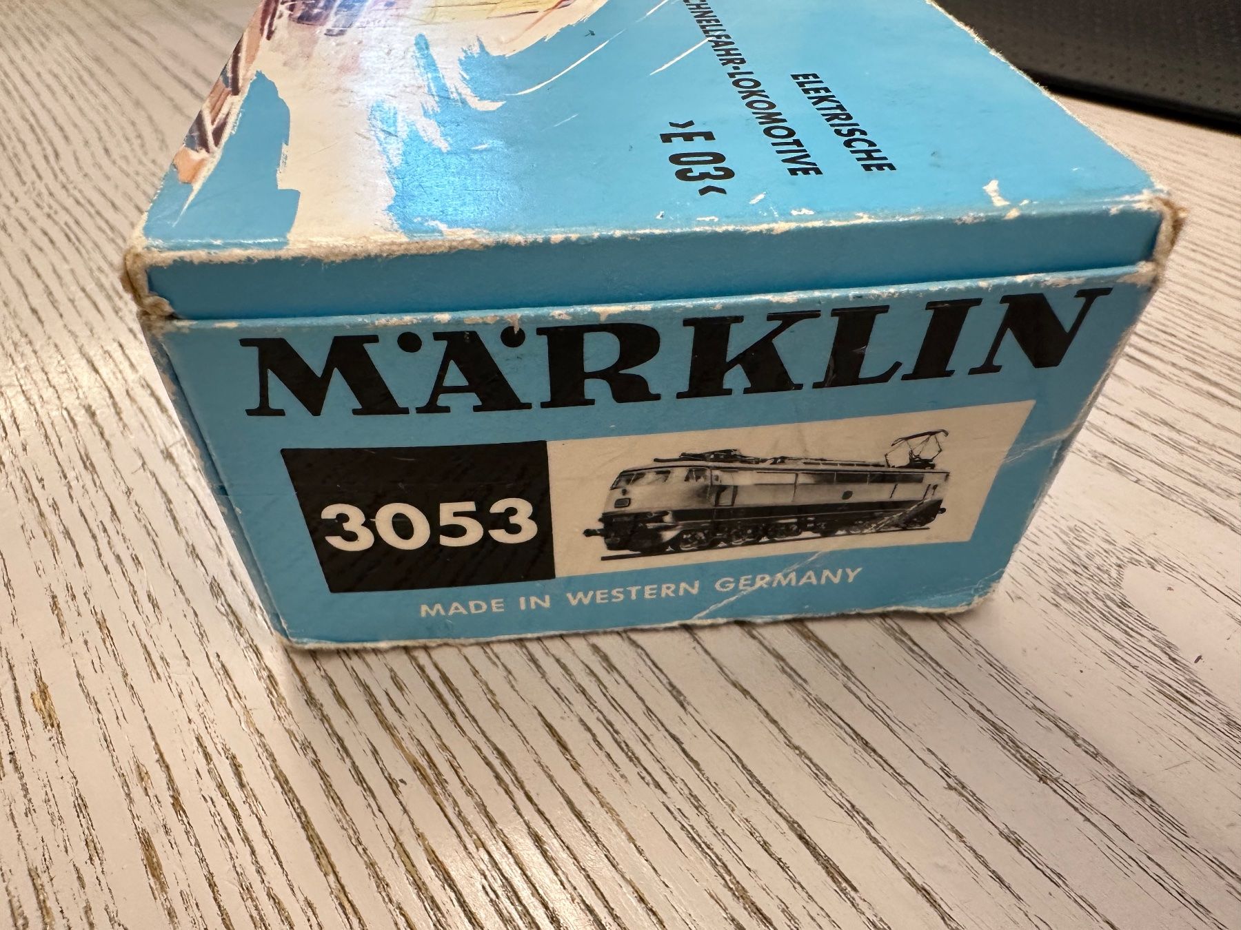 Märklin Modellini di ferrovie: Märklin 3053 DB BR 103 Prototyp mit OVP – Usato da Lupsingen venduto da New-Haven 8