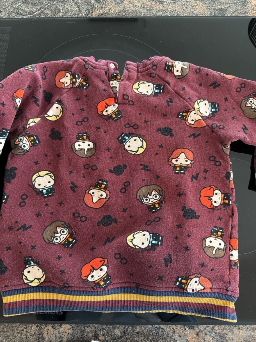 Benetton Maglioni & Felpe: 3-4 Years Pullover - Benetton vs. Harry Potter Gr.104 – Usato da Uitikon Waldegg venduto da sta_5ndj 1