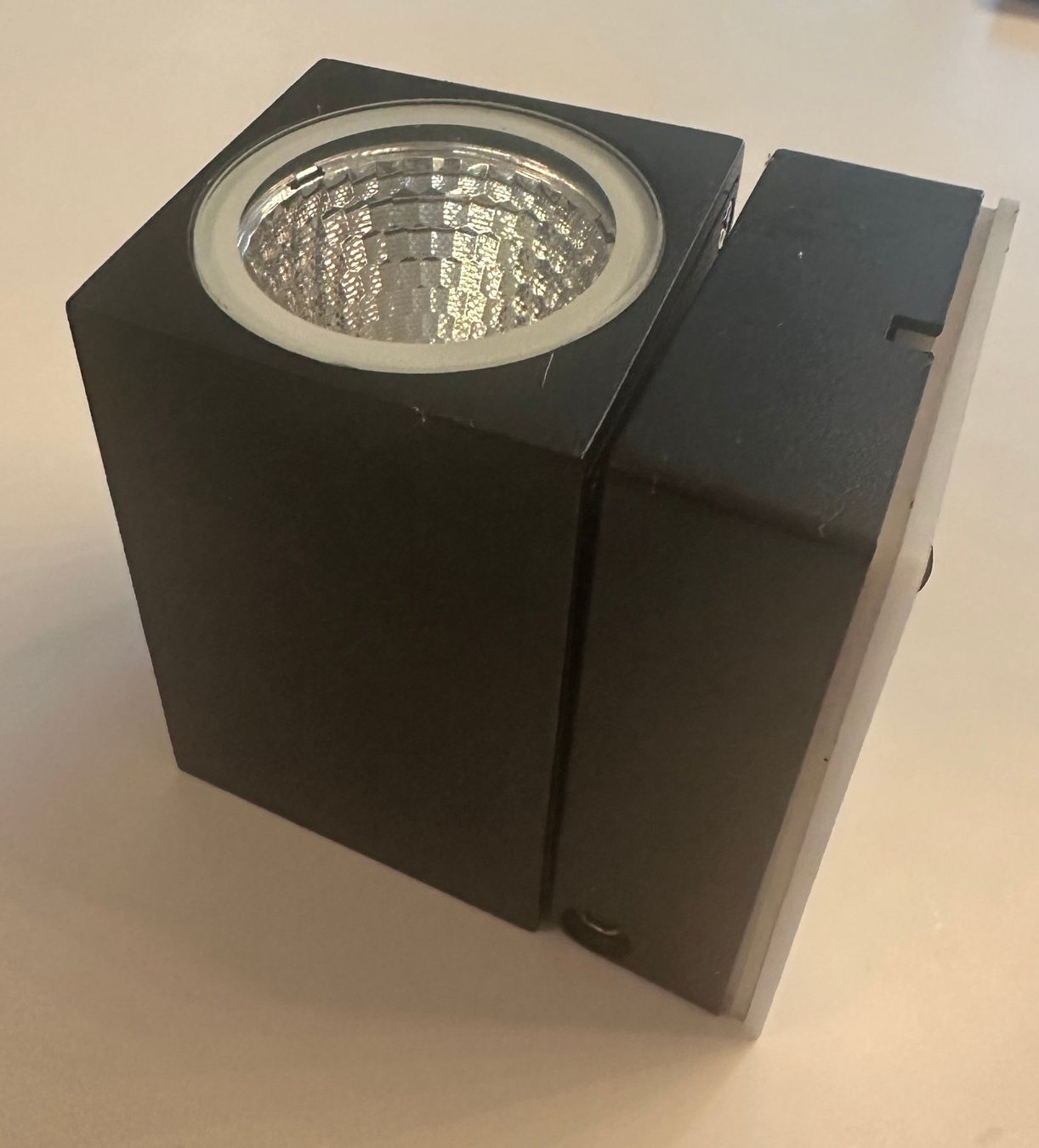 Lampade: Aussenwandstrahler Burk – Usato da Hausen am Albis venduto da Mar_g6xh 1
