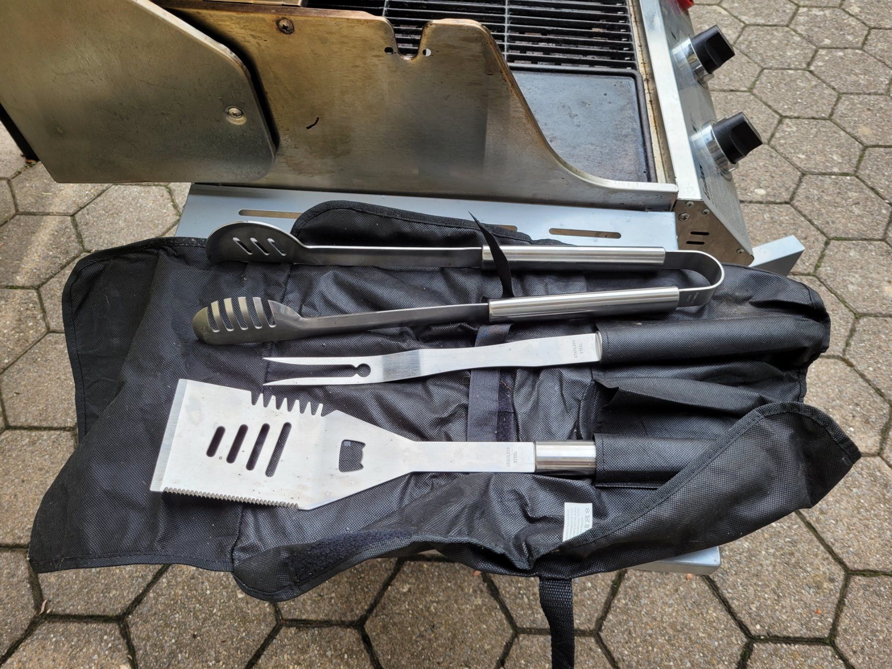 Griglie: ENDERS Gasgrill MONROE – Usato da Burg AG venduto da Camebe 4