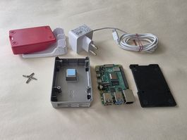 Raspberry Pi 4B - 8GB RAM, FLIRC Case, Original Netzteil