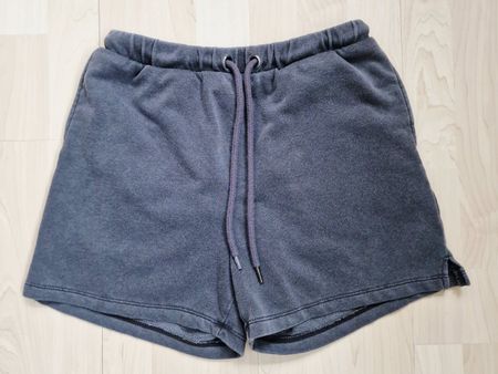 Damen Basic Shorts H&M Gr. S Grau