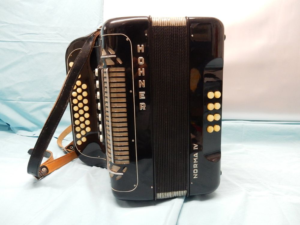 Hohner Accordeon norma4 Kaufen auf Ricardo