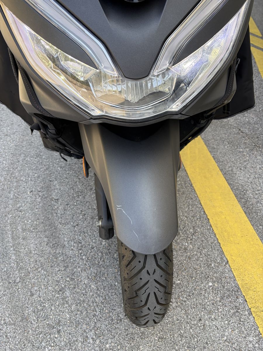 Honda Scooters: Pcx Honda 2019 – D'occasion à Aire-la-Ville par asiouch 4