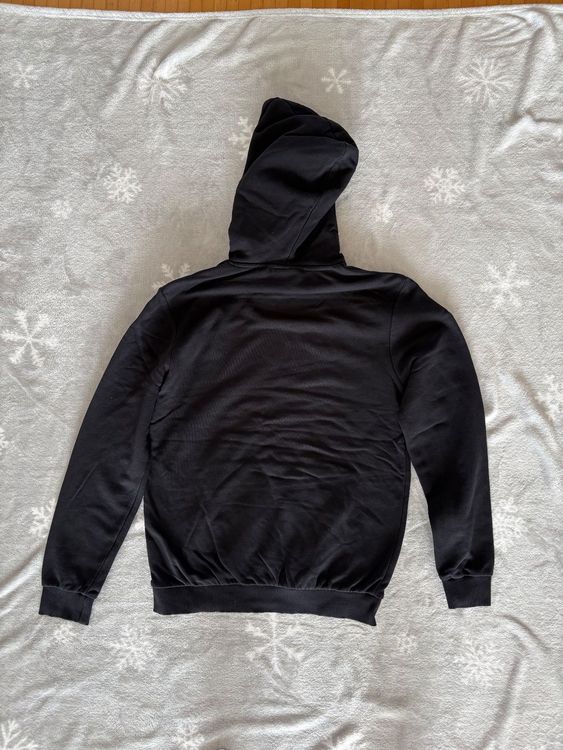 Kapuzenpullover 2
