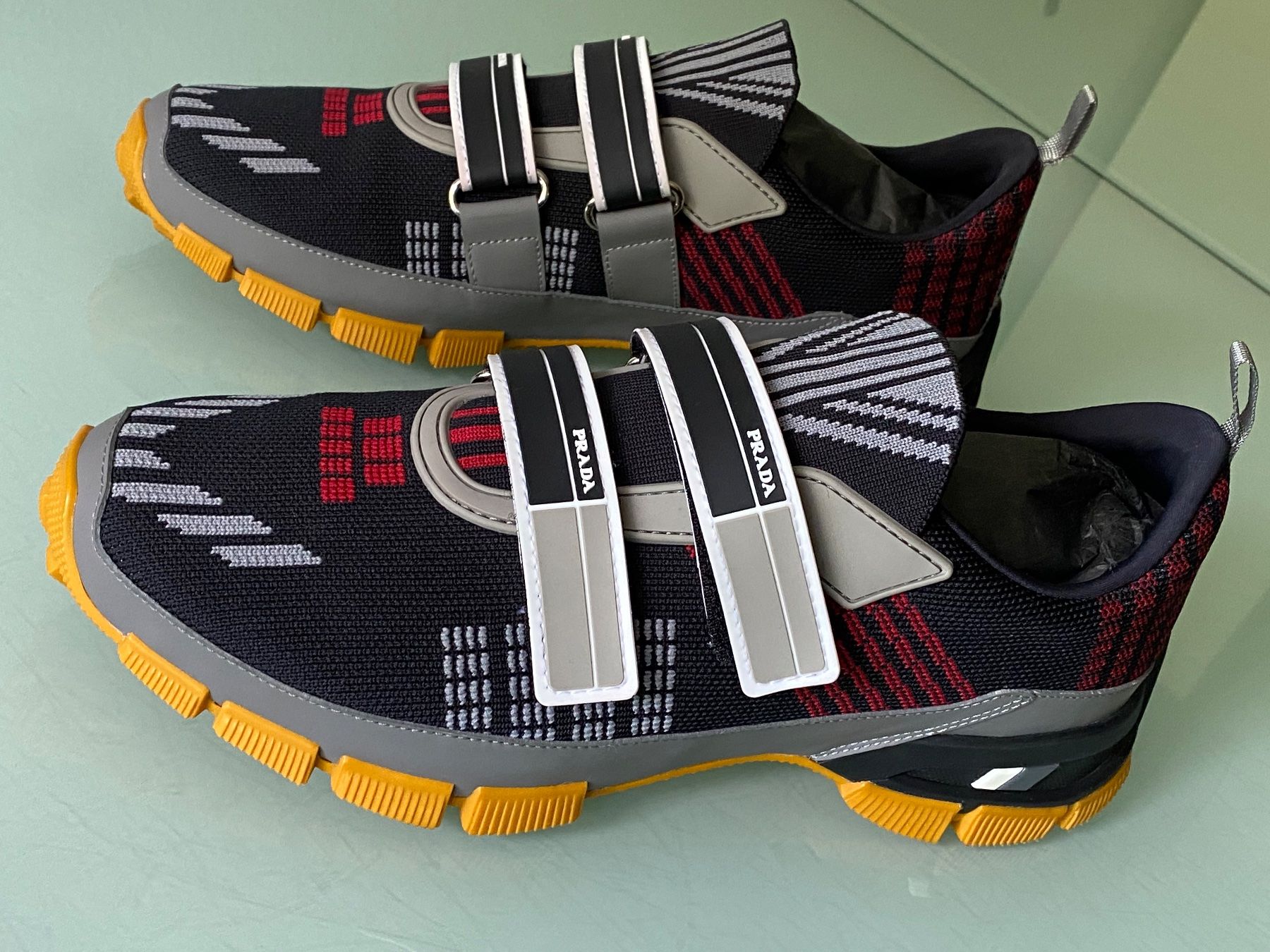Prada Scarpe da uomo: PRADA Logo Crosssection Dopple Strap Low Top Sneaker 41 NEUE – Usato da Kreuzlingen venduto da kruezbiz 1